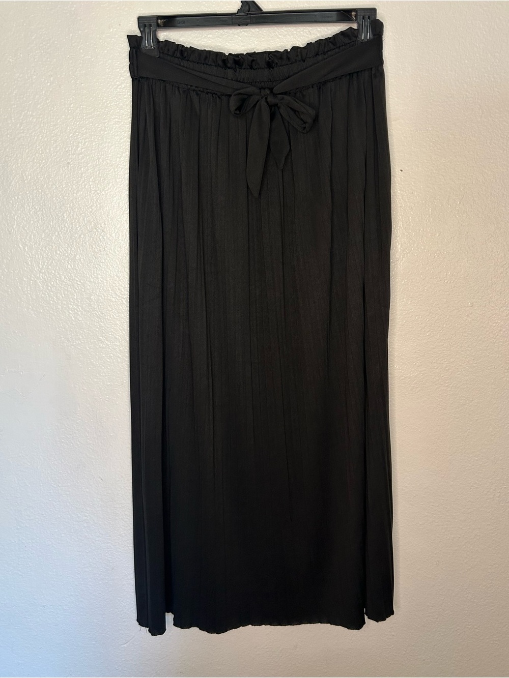 Black Pleated Maxi Skirt with Tie Waist